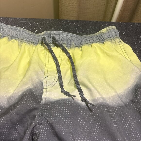Nike Swim Trunks Navy Blue & Yellow Lined Pockets Drawstring Above Knee Sz L - Picture 3 of 7